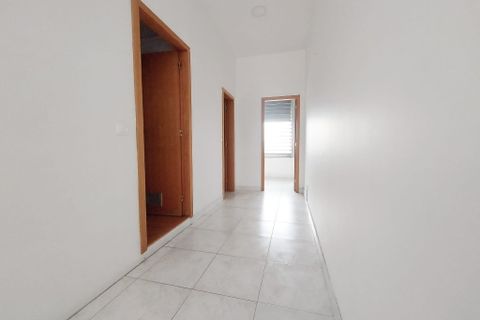 Erhvervsejendom i Valongo, Porto, Valongo - € 69.000 | Ref: NET0265 - foto 3