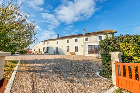 Villa - Cognac, Charente, Cognac - € 479 500 | Réf : BVI73041 - photo 1