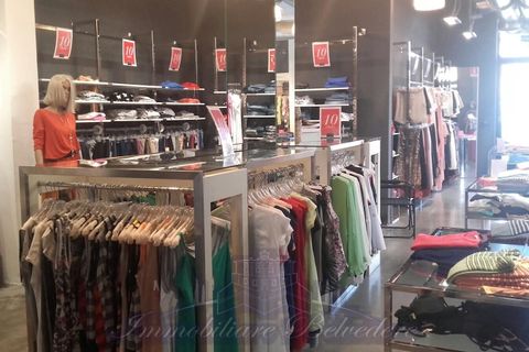 Erhvervsejendom i Florence, Florence, Florence - € 480.000 | Ref: a19130 - foto 3