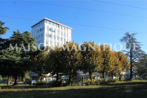 Villa a Bologna, Bologna, Bologna - € 15.000.000 | Ref: BO-07CM01 - foto 2