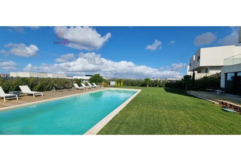 Villa i Amadora, Lisbon, Amadora - € 2.300.000 | Ref: ALC 1009 - foto 4