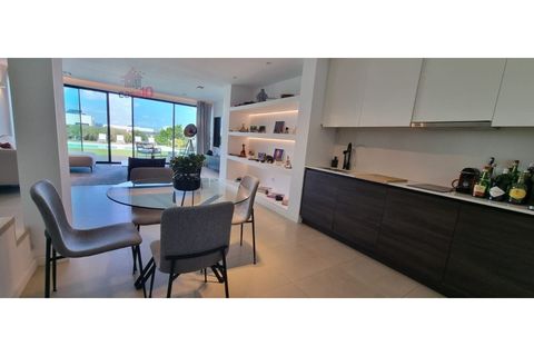 Villa i Amadora, Lisbon, Amadora - € 2.300.000 | Ref: ALC 1009 - foto 12