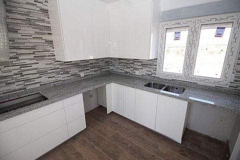 Villa i Pinoso, Alicante, Pinoso - € 375.000 | Ref: RSL-85071 - foto 5