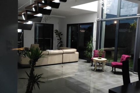 Villa a Santeny, Val-de-Marne, Santeny - € 764.742 | Ref: SK_Santeny - foto 2