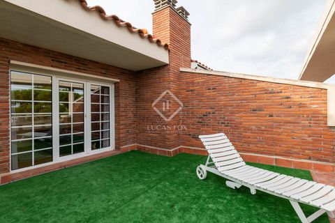 Villa a Gava, Barcelona, Gava - € 1.195.000 | Ref: GAV46733 - foto 27