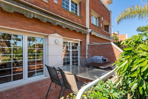 Villa a Gava, Barcelona, Gava - € 1.195.000 | Ref: GAV46733 - foto 32
