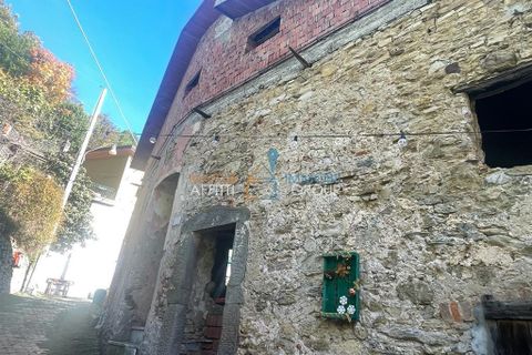 Byhus i Carrara, Massa and Carrara, Carrara - € 30.000 | Ref: 2779 - foto 4