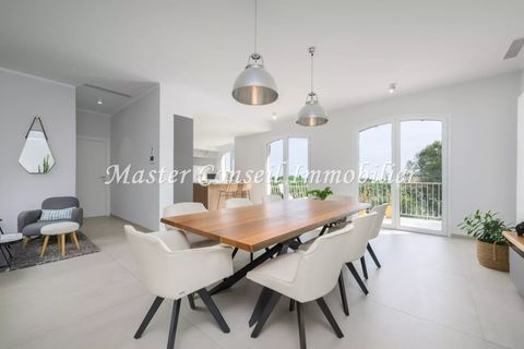 Villa i Mougins, Alpes-Maritimes, Mougins - € 1.980.000 | Ref: 83754549 - foto 13