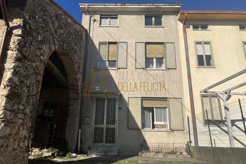 Villa a Santorso, Vicenza, Santorso - € 50.000 | Ref: FA015 - foto 2