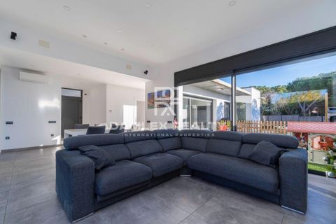 Villa a Platja D'aro, Gerona, Platja D'aro - € 850.000 | Ref: 73982 - foto 12