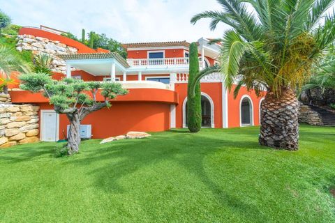 Villa i Sainte-Maxime, Var, Sainte-Maxime - € 3.710.000 | Ref: HH-15212708 - foto 1