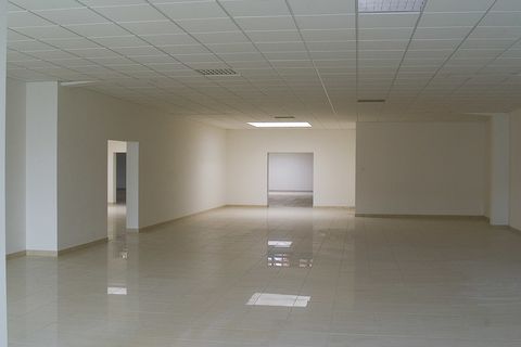 L'establiment comercial a Lucca, Lucca, Lucca - € 1.500/mes | Ref: 6087 - foto 10