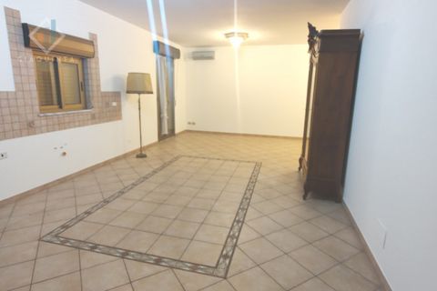Villa i Palagonia, Catania, Palagonia - € 200.000 | Ref: STRVCN2022 - foto 2