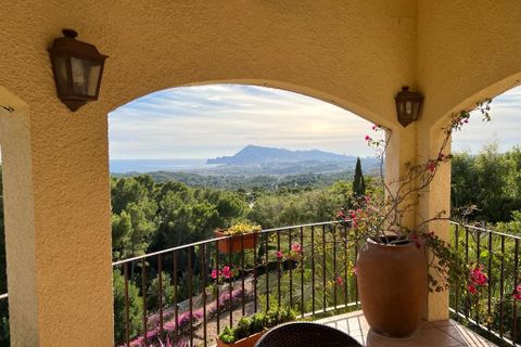 Villa i Altea, Alicante, Altea - € 1.375.000 | Ref: C16301* - foto 2