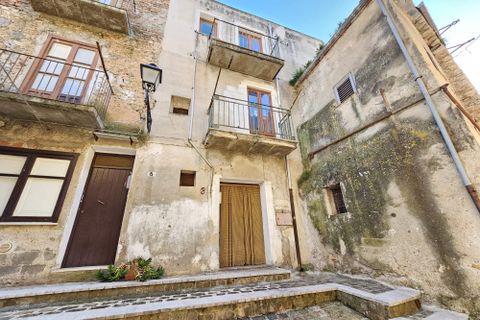 Landsbyhus i Collesano, Palermo, Collesano - € 28.000 | Ref: 10537 - foto 5