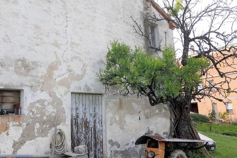 Villa a Ostra, Ancona, Ostra - € 95.000 | Ref: RU002 - foto 3