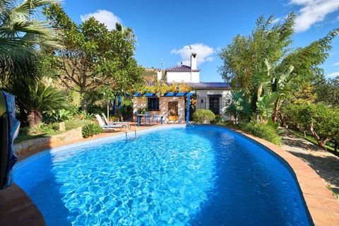 Villa a Estepona, Malaga, Estepona - € 695.000 | Ref: CP07104 - foto 2