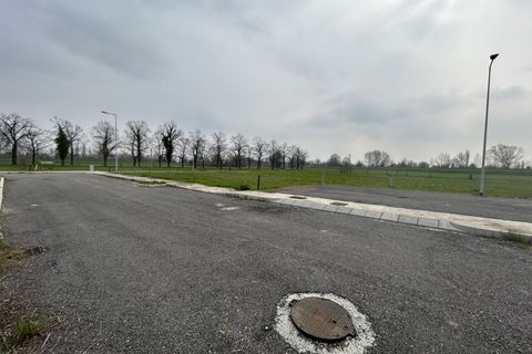 Helårsgrund i Padua, Padua, Padua - € 170.000 | Ref: TR100 - foto 1