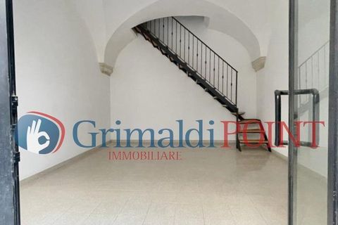 L'establiment comercial a Lecce, Lecce, Lecce - € 700/mes | Ref: 700DESIMONE - foto 16