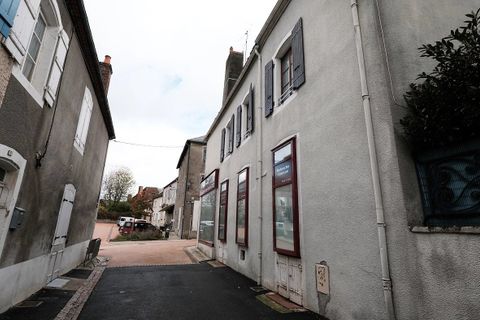 Villa a Luzy, Nievre, Luzy - € 165.000 | Ref: KB-23043 - foto 3