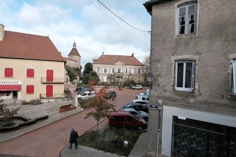 Villa a Luzy, Nievre, Luzy - € 165.000 | Ref: KB-23043 - foto 29