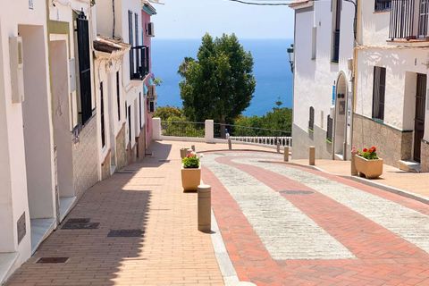 Villa i Nerja, Malaga, Nerja - € 320.000 | Ref: DH30145 - foto 1