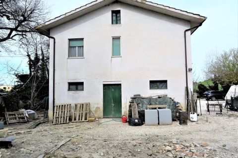 Villa i Ostra, Ancona, Ostra - € 250.000 | Ref: AN022 - foto 6