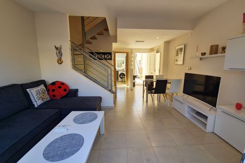 Villa a Torrevieja, Alicante, Torrevieja - € 1.100/mes | Ref: RENT-1443ASP - foto 2