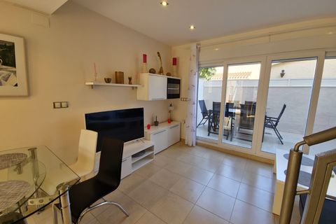 Villa a Torrevieja, Alicante, Torrevieja - € 1.100/mes | Ref: RENT-1443ASP - foto 4