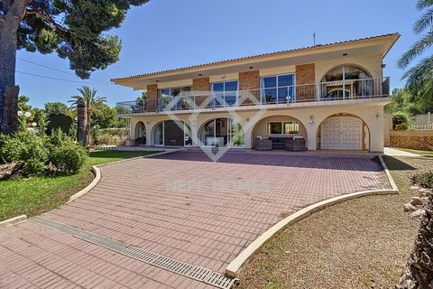 Villa i Alfaz del Pi, Alicante - foto 1