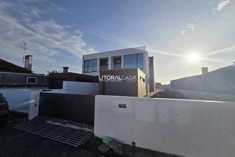 Villa i Aveiro, Aveiro, Aveiro - € 535.500 | Ref: VEN-3797 - foto 1