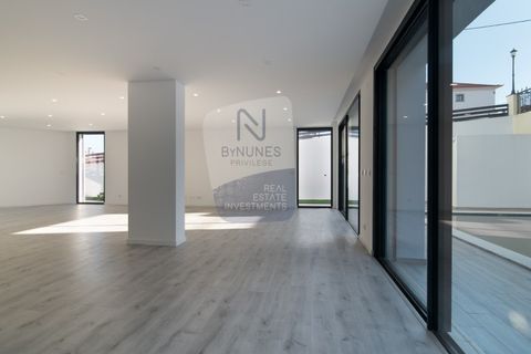 Villa i Odivelas, Lisbon, Odivelas - € 900 000 | Ref: ID 01003045-149 - foto 32