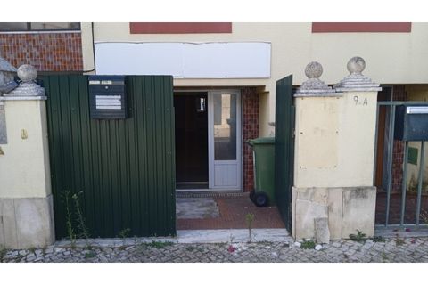 Erhvervsejendom i Corroios, Setubal, Corroios - € 135.000 | Ref: 13829 - foto 2