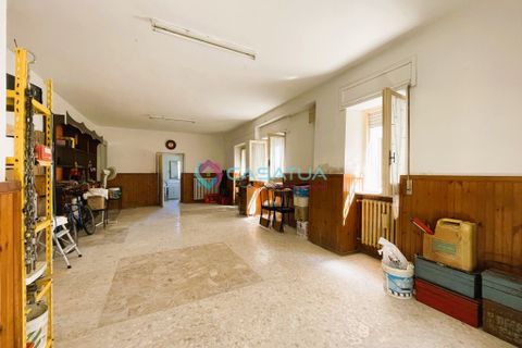 Villa i Pineto, Teramo, Pineto - € 75.000 | Ref: 26595113 - foto 32