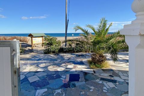 Villa i Denia, Alicante, Denia - € 1.290.000 | Ref: Villa Esther - foto 9