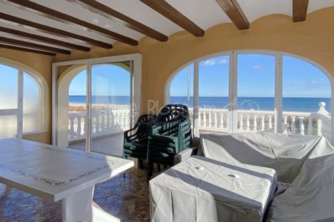 Villa i Denia, Alicante, Denia - € 1.290.000 | Ref: Villa Esther - foto 15
