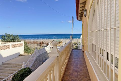 Villa i Denia, Alicante, Denia - € 1.290.000 | Ref: Villa Esther - foto 32