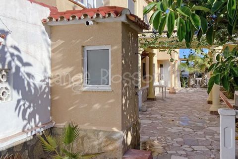 Villa i Denia, Alicante, Denia - € 1.290.000 | Ref: Villa Esther - foto 37