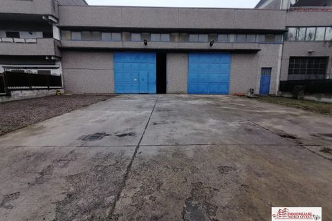 Erhvervsejendom i Bareggio, Milan, Bareggio - € 520.000 | Ref: CAP133 - foto 1