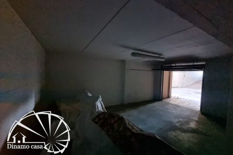 Garage i Prato, Prato, Prato - € 45.000 | Ref: DC37 - BOX - foto 9