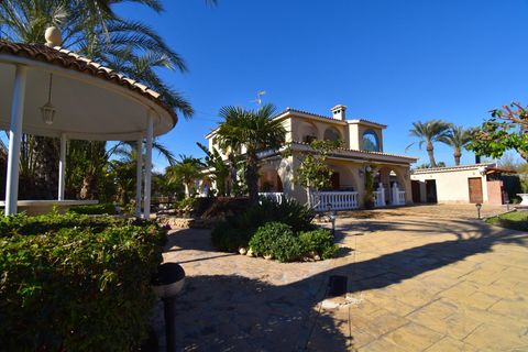 Villa en Elche, Alicante, Elche - € 750.000 | Ref: CHALPB/10946 - photo 10