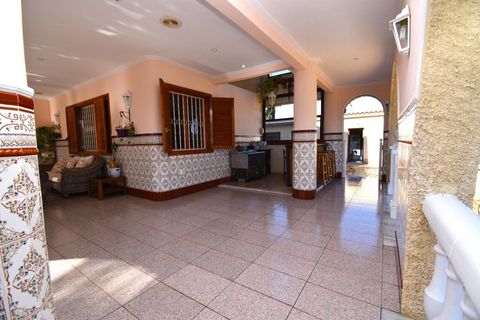 Villa en Elche, Alicante, Elche - € 750.000 | Ref: CHALPB/10946 - photo 25