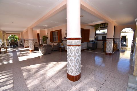 Villa en Elche, Alicante, Elche - € 750.000 | Ref: CHALPB/10946 - photo 26