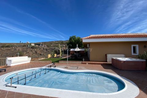 Villa a Adeje, Tenerife, Adeje - € 1.011.000 | Ref: D1589 - foto 34