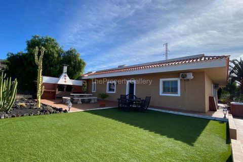 Villa a Adeje, Tenerife, Adeje - € 1.011.000 | Ref: D1589 - foto 32