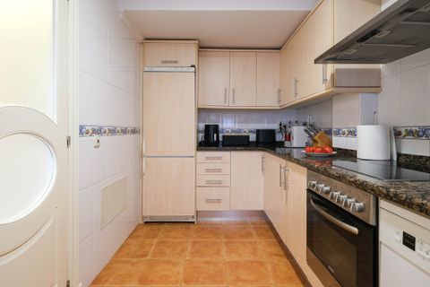 Rækkehus i Estepona, Malaga, Estepona - € 450.000 | Ref: CRK0036 - foto 10