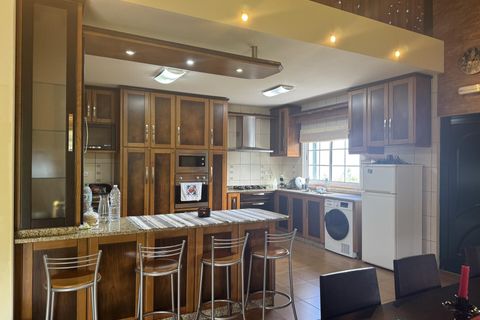 Byhus i Horta, Faial, Horta - € 465.000 | Ref: 1044 - foto 17