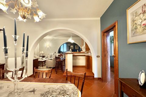 Villa a Pietrasanta, Lucca, Pietrasanta - € 3.500/mes | Ref: 2073 - foto 8