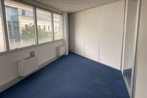 Erhvervsejendom i Bron, Rhone, Bron - € 248.700 | Ref: 690048997 - foto 15