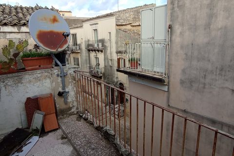Villa a Ragusa, Ragusa, Ragusa - € 32.000 | Ref: CS160 - foto 9